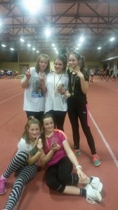 U 12 Klevas mergaites